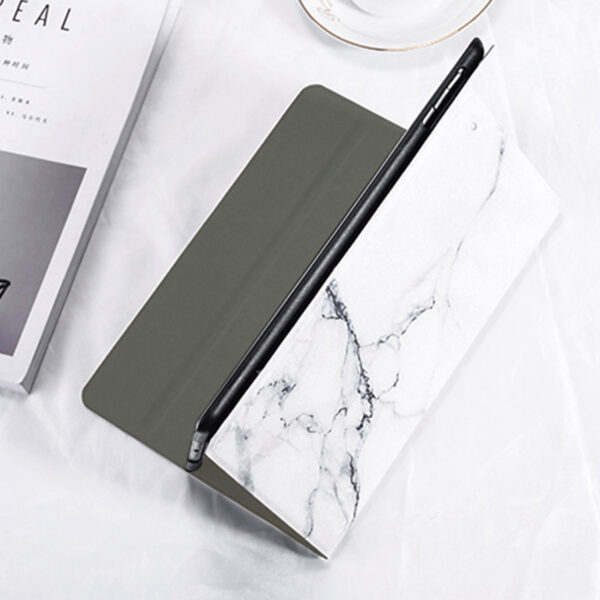 Personalized white marble pattern iPad case